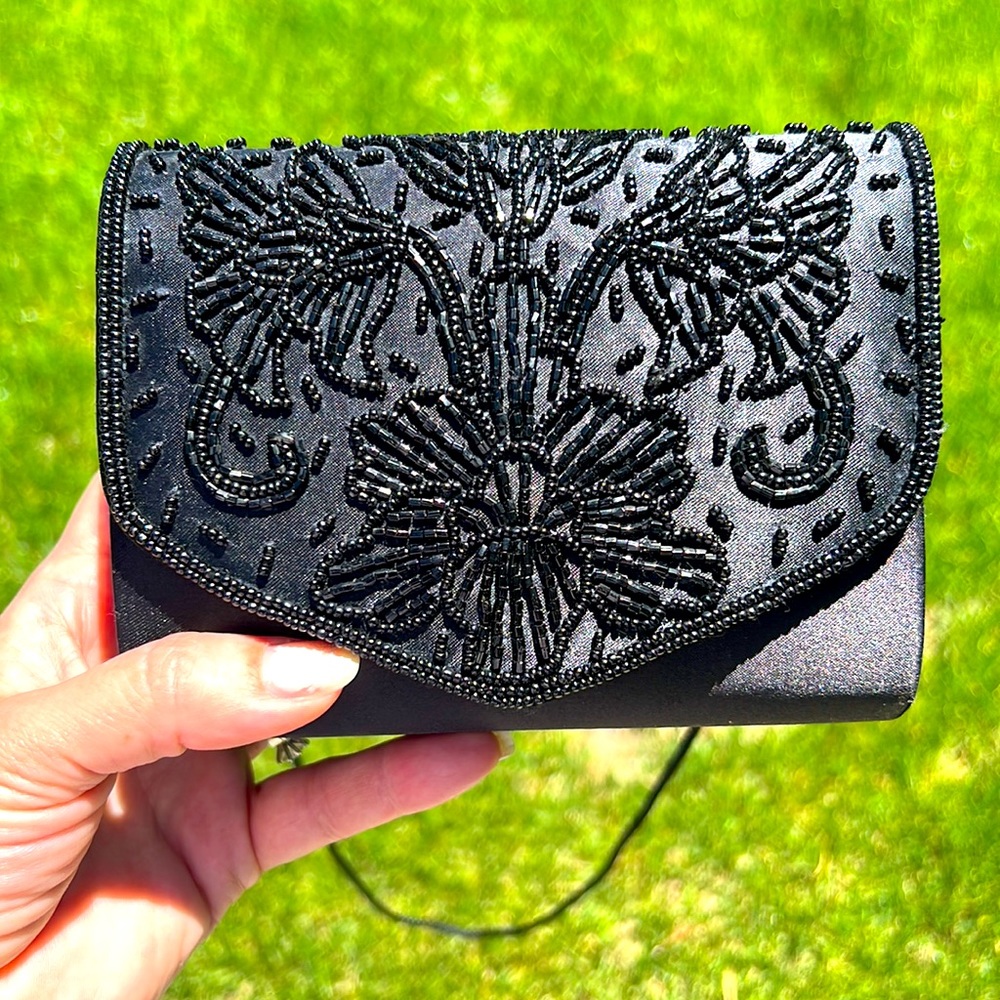 NYTLITES Black evening clutch